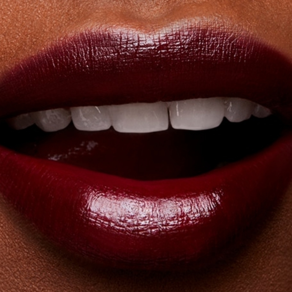 MAC Love Me Lipstick, #410 "La Femme" - Picture 9 of 9